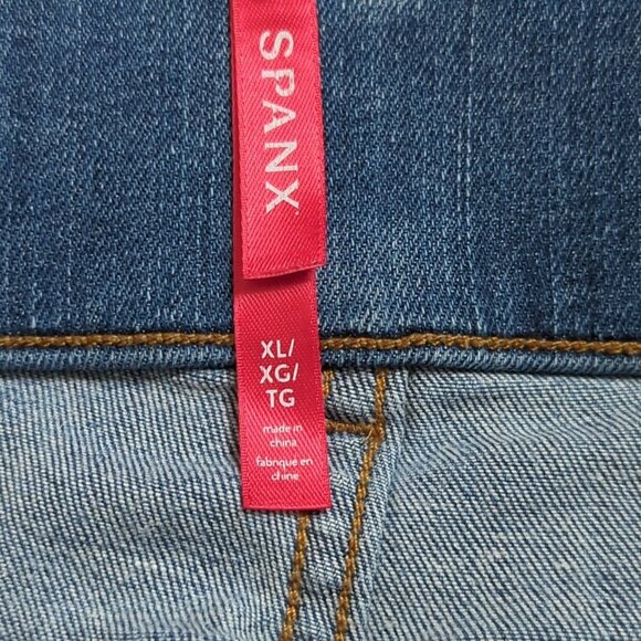 Spanx Jeans Women's Extra Large Blue Denim Pull On Straight Leg Stretch -lp - Picture 4 of 15